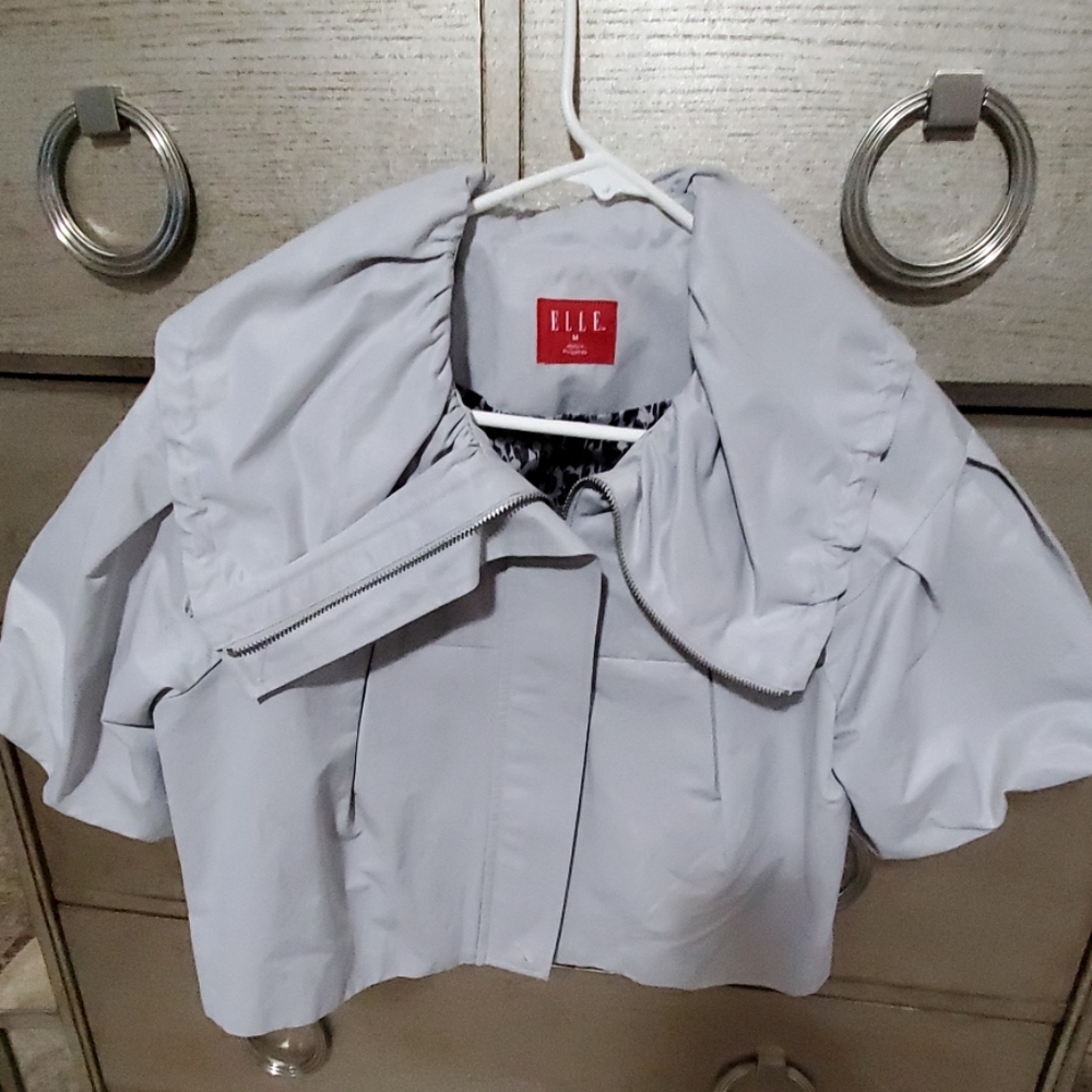 Elle light grey crop short sleeve jacket